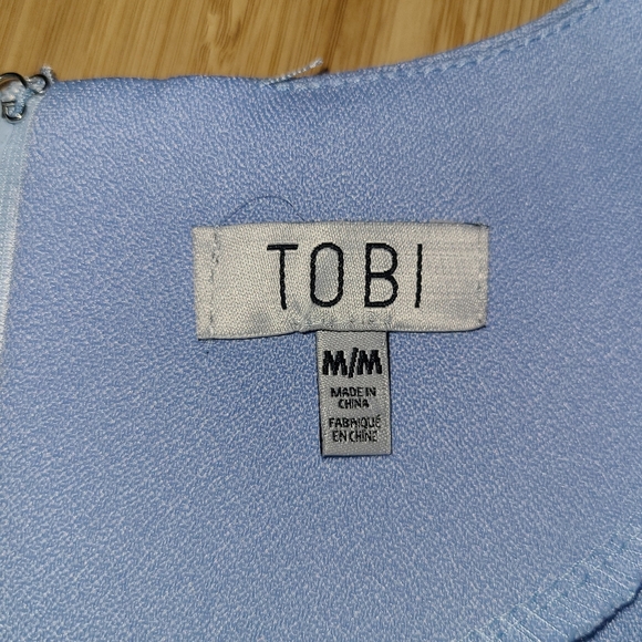 Tobi Deep Vee Neck Light Blue Shift Dress Size Medium NWT - Picture 11 of 13
